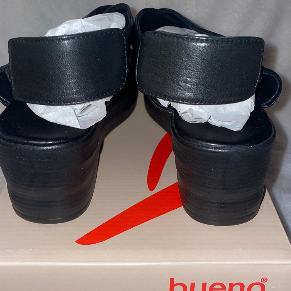 BUENO Brand NAOMI Sandal in Black - Picture 10 of 15